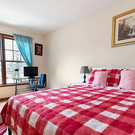 Cheerful Pocono Home Away From Home Albrightsville Bagian luar foto