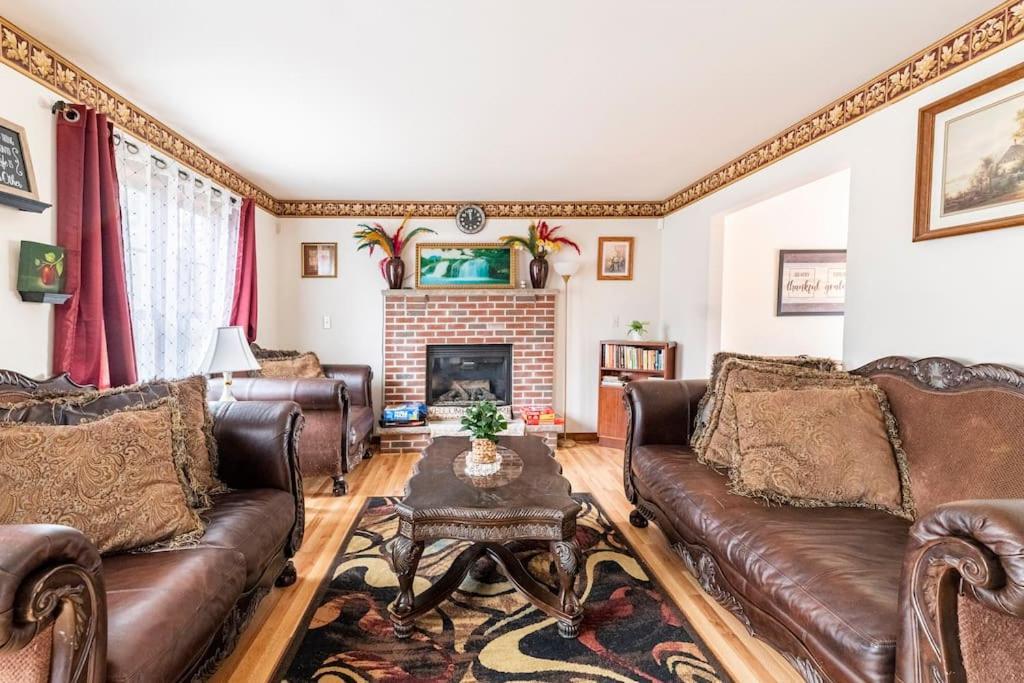 Cheerful Pocono Home Away From Home Albrightsville Bagian luar foto